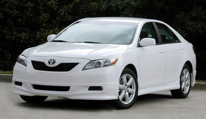 2011 Pearl white toyota camry